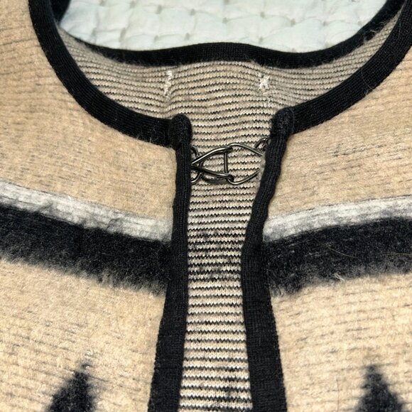Lucky Brand Aztec Print Sweater Knit Poncho - Picture 6 of 9